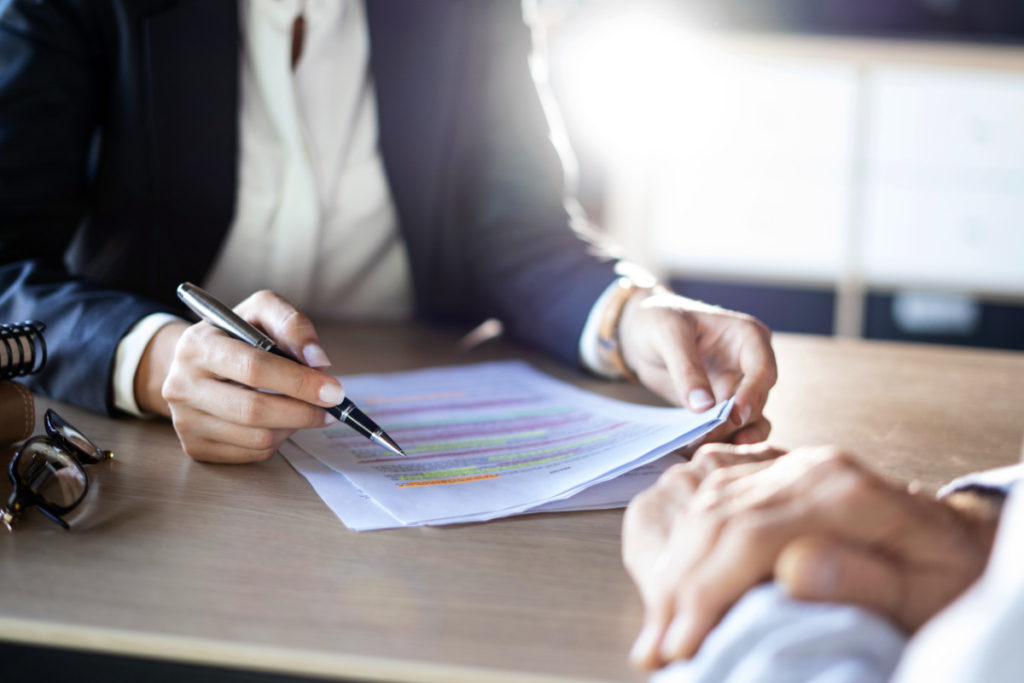 Business people discussion advisor concept